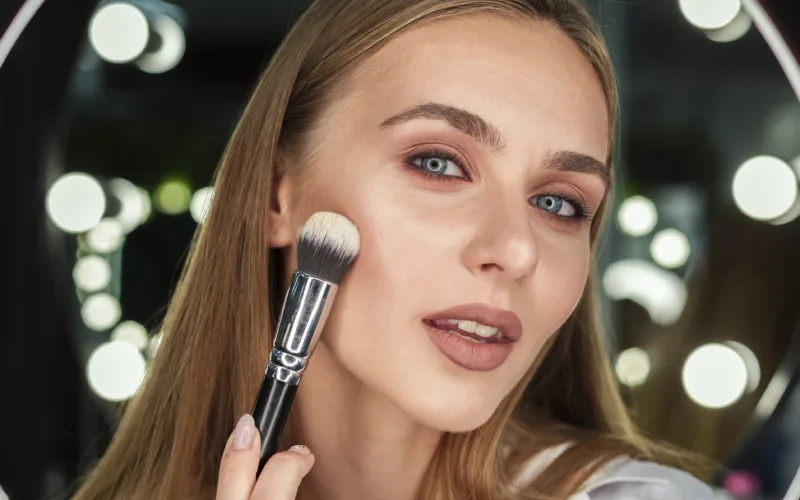 Tips for a Glowy Dior Makeup Look